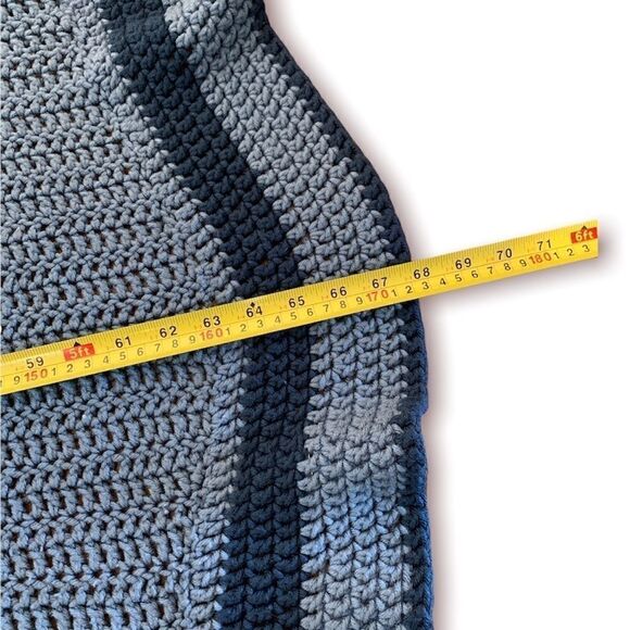 VINTAGE Handmade Knit Throw - Picture 6 of 7